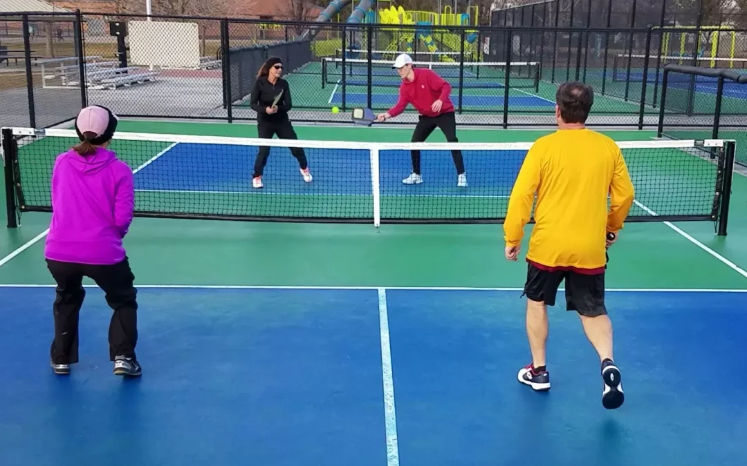 Todas las reglas de pickleball: Cómo se puntúa y qué no puedes hacer en la cancha